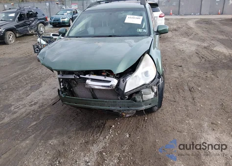 2013 Subaru Outback 2.5I Limited z USA, uszkodzony, nr VIN 4S4BRBPC9D3214978